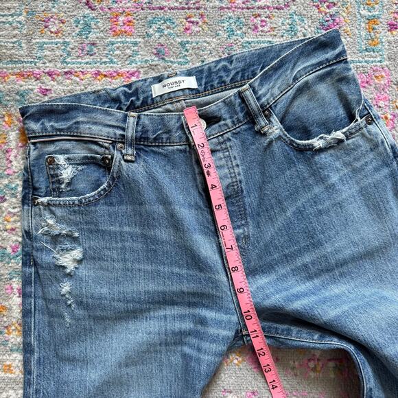 Moussy Vintage Plymouth Straight Blue High Rise Distressed Jeans Women's Size 28 - Picture 10 of 13